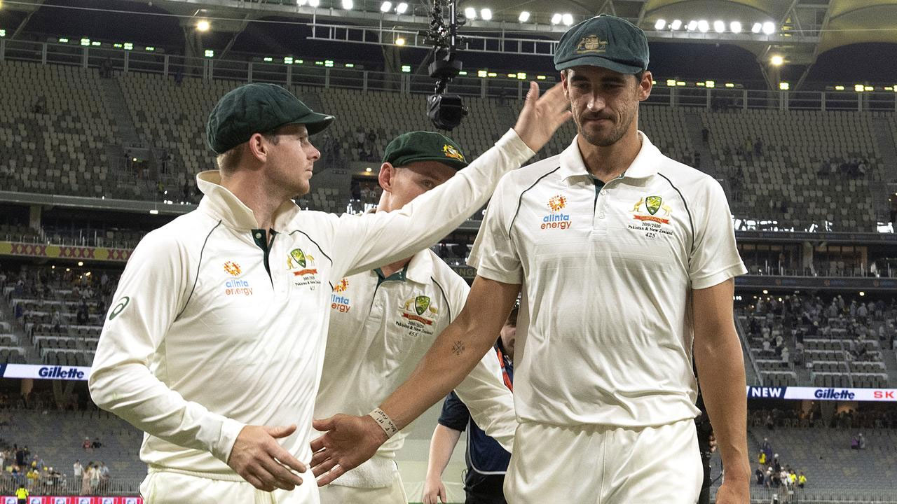 ভারত সিরিজের আগে পুরোনো দলে ফিরছেন স্টার্ক-স্মিথ